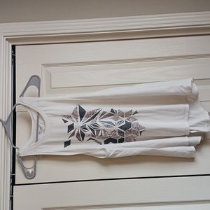 Mossimo Supply Co. Top Size Medium